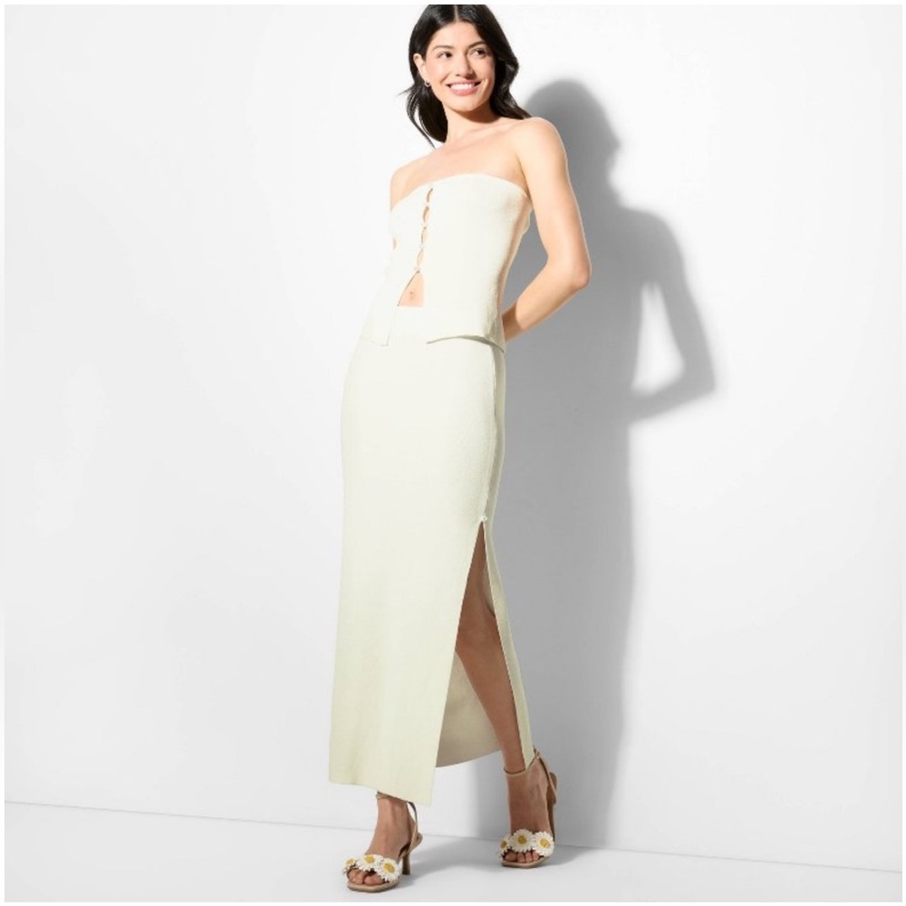 Women's Pearl Sweater Maxi Skirt - Wild
Fable™ Off-White